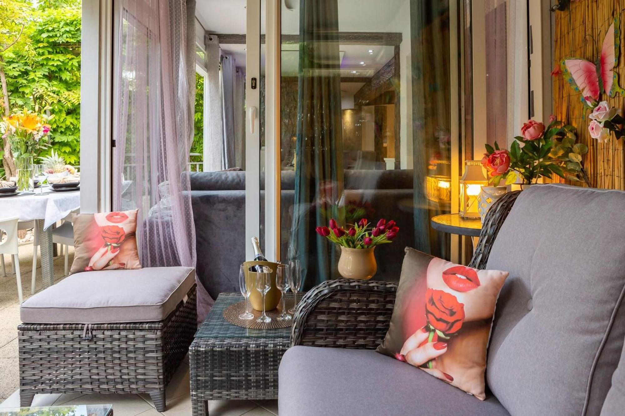 Beachfront Apartment Romilda Makarska Dış mekan fotoğraf