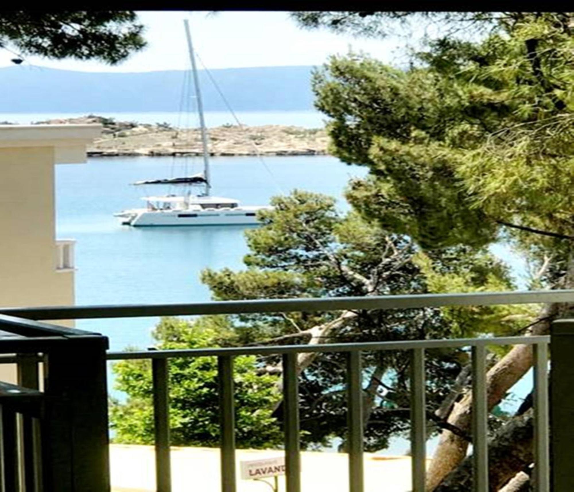 Beachfront Apartment Romilda Makarska Dış mekan fotoğraf